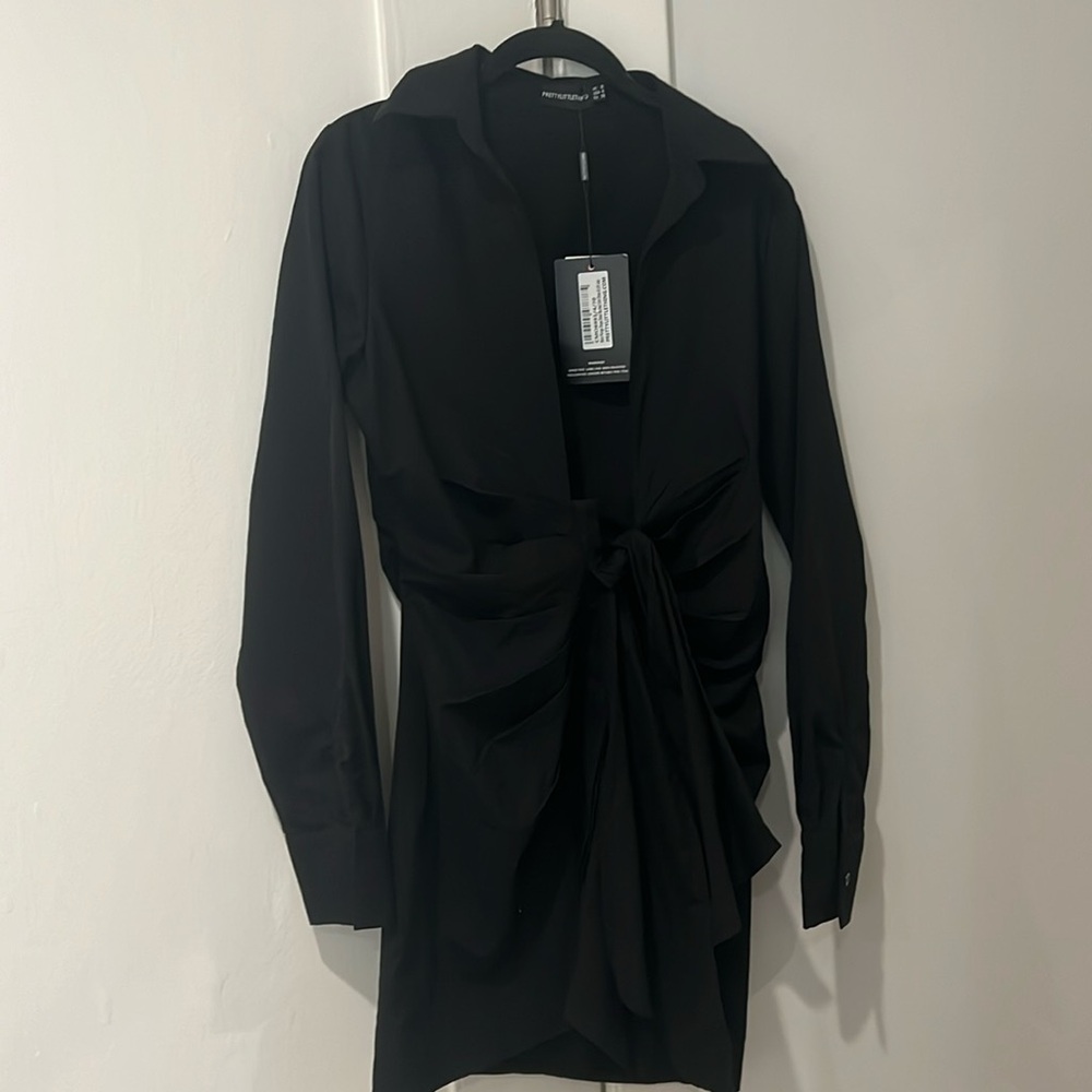 Pretty Little Thing black plunge tie dress
